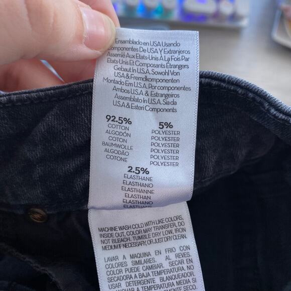 MOTHER The Pixie Ankle Fray Jeans in Not Guilty Washed Black Size 27 Button Fly - Picture 13 of 14